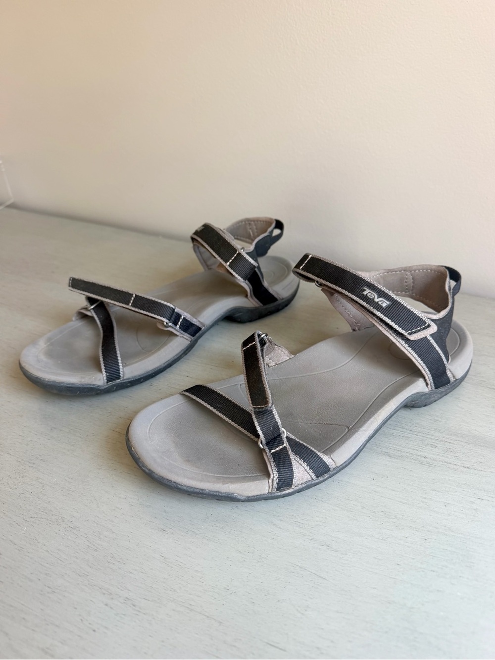 Teva Verra Black Ankle Strap Athletic Sport Sandals Shoe Women 9 Hiking Outdoor